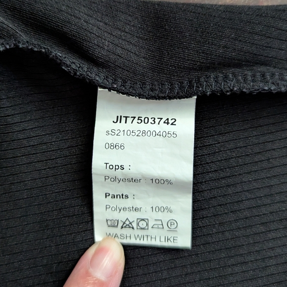 Shein Ribbed Tank - Picture 4 of 6